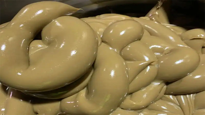 不是所有润滑脂都叫“极压抗磨”——二硫化钼的专属领域